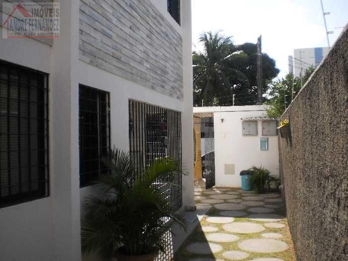Casa para Venda em Olinda, Jardim Atlântico, 4 dormitórios, 1 suíte, 3 banheiros, 1 vaga