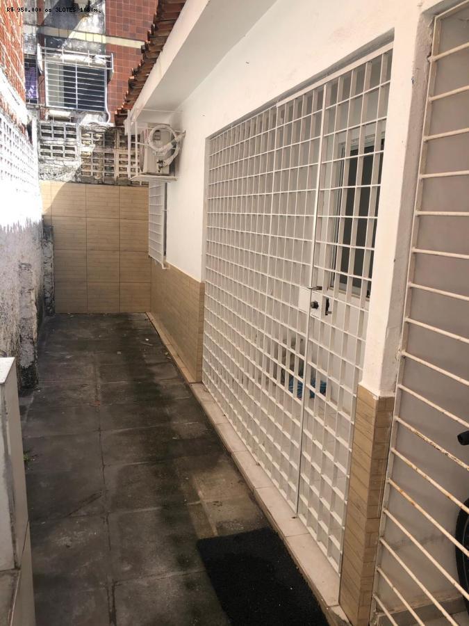 Casa à venda com 2 quartos, 53m² - Foto 2
