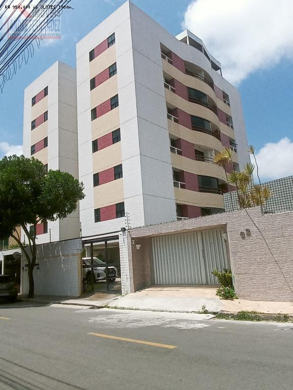 Apartamento Mobiliado para Venda em Recife, Prado, 4 dormitórios, 1 suíte, 3 banheiros, 1 vaga