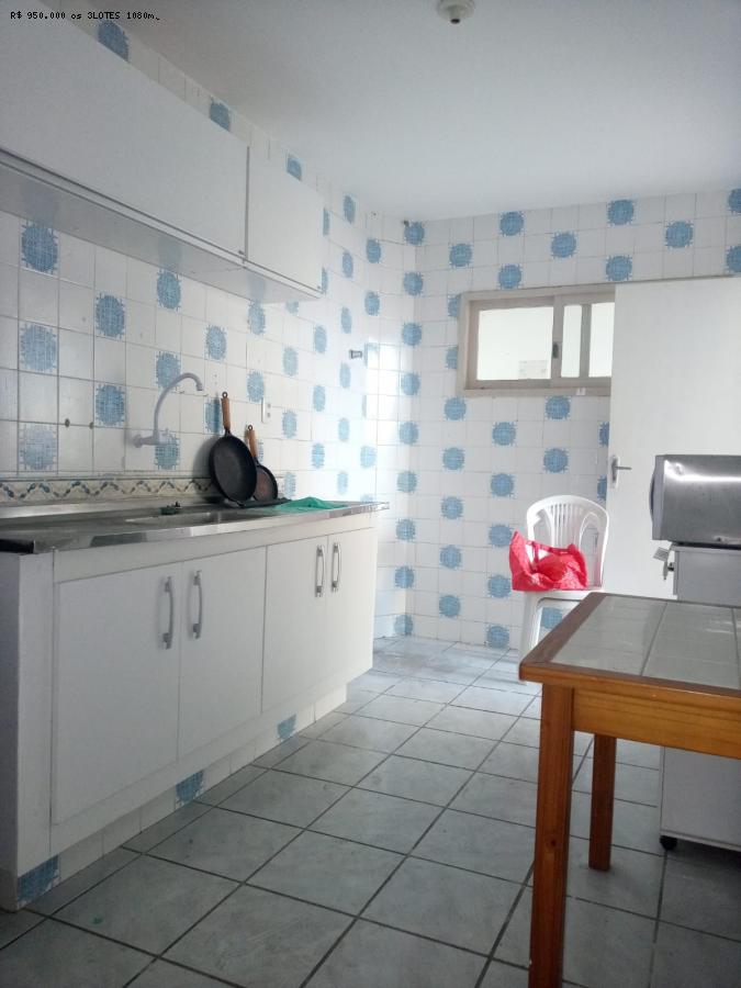 Apartamento para alugar com 3 quartos, 110m² - Foto 15