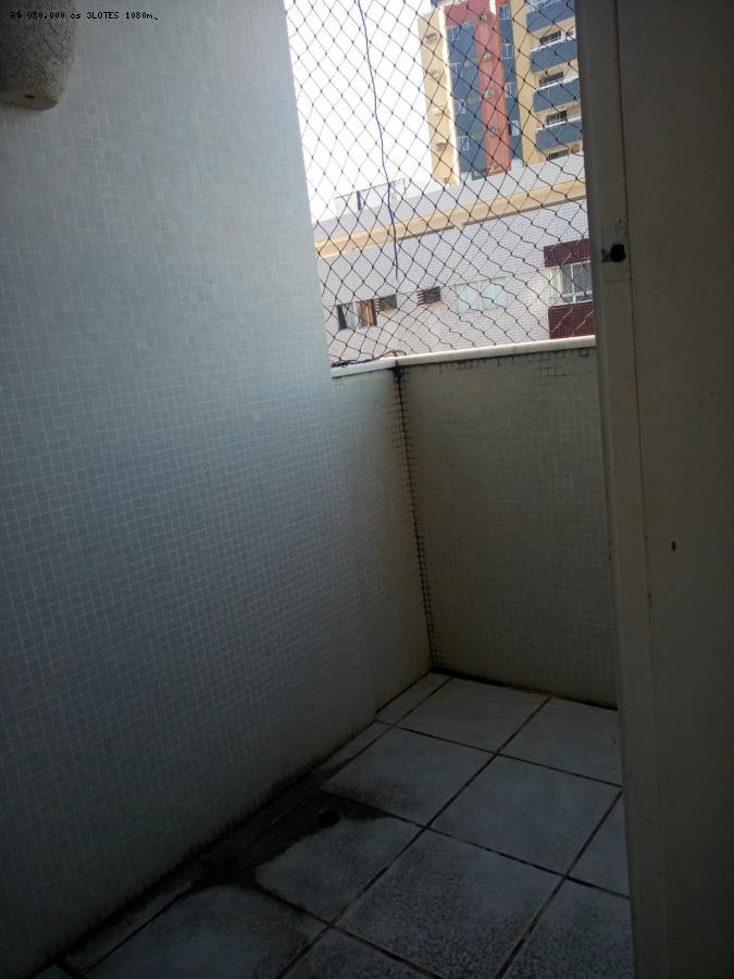 Apartamento para alugar com 3 quartos, 110m² - Foto 19