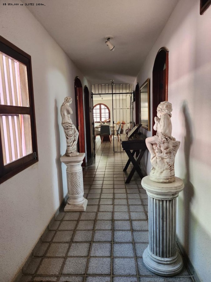Casa à venda com 7 quartos, 390m² - Foto 19